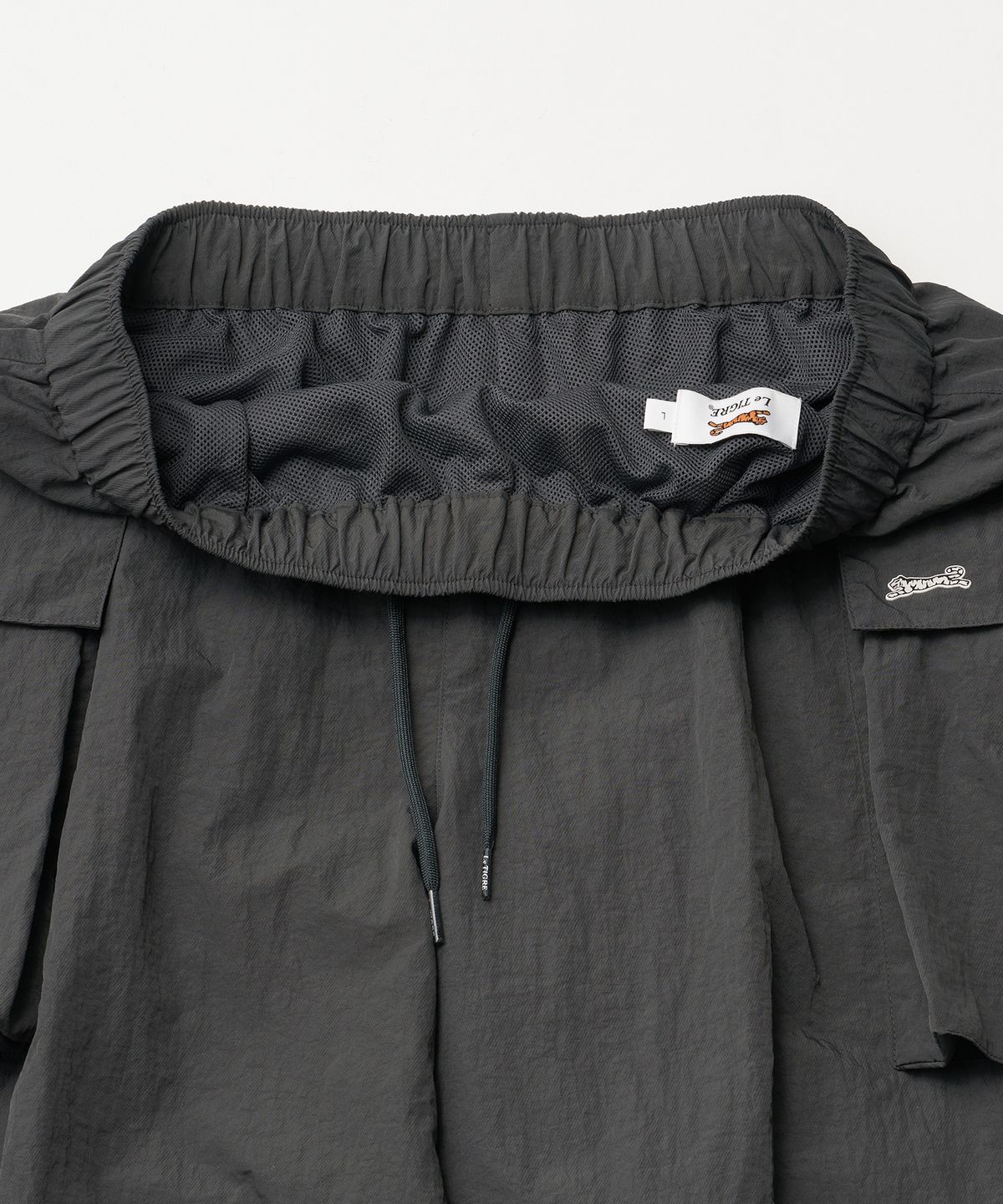 르티그레(LE TIGRE) Modern Cargo shorts (Frost Gray)