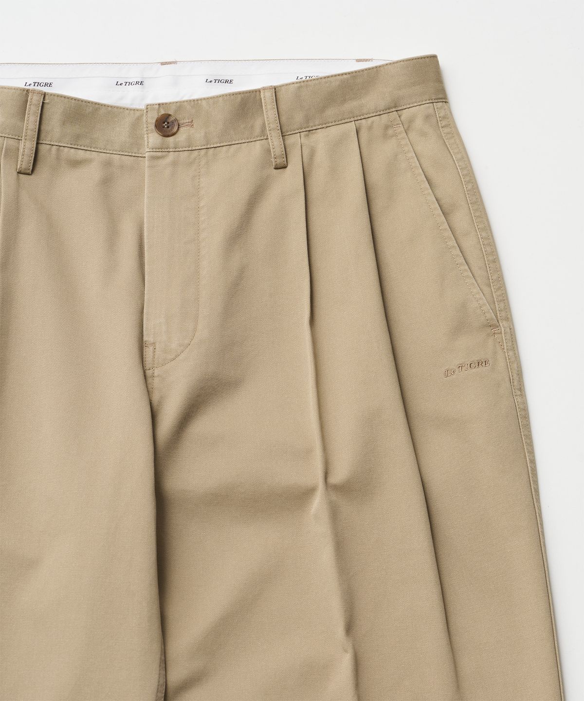 르티그레(LE TIGRE) Classic Chino pants (Light Khaki)