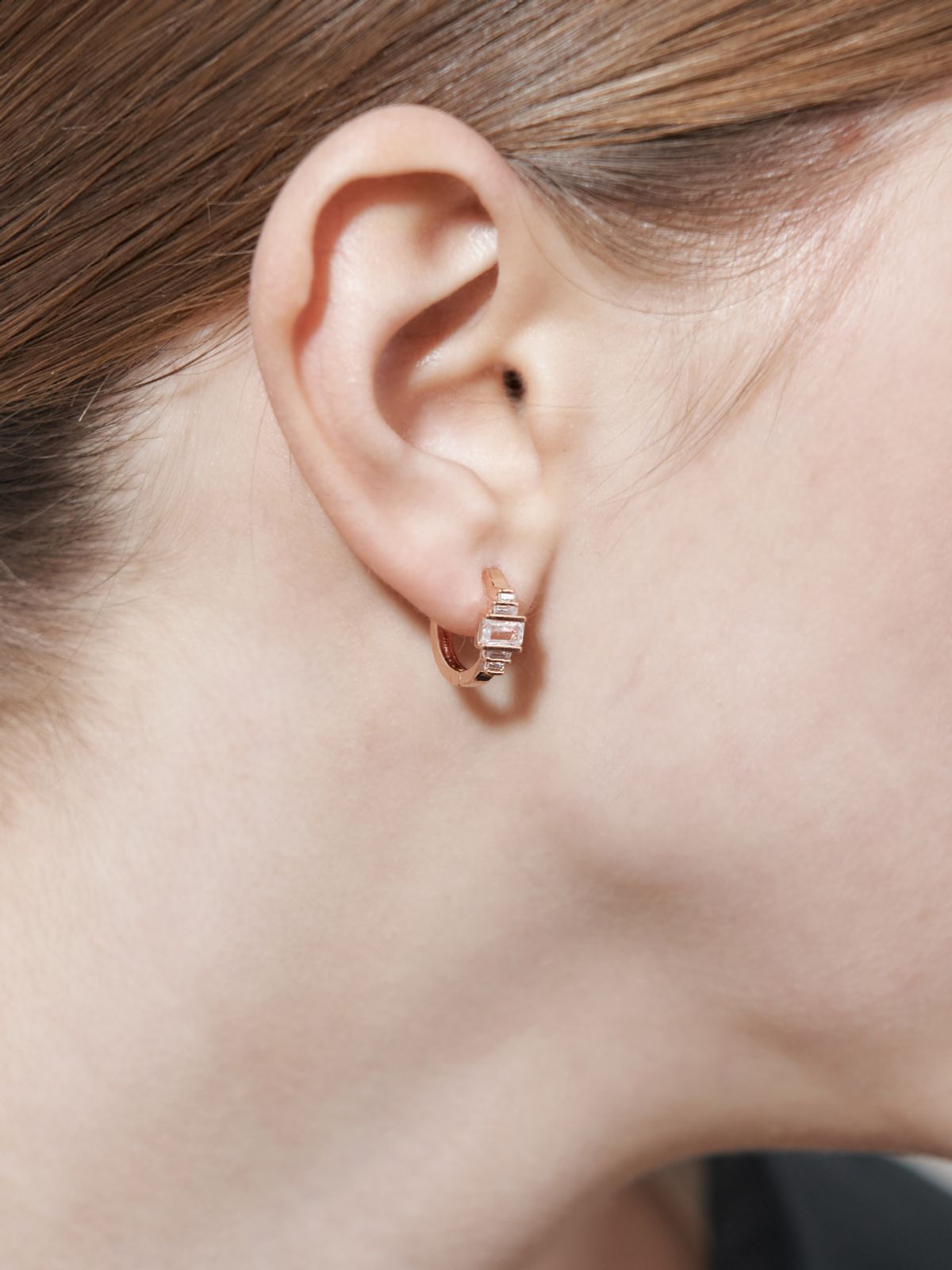 가이거주얼리(GEIGERJEWELRY) 14K GF 큐브 원터치 귀걸이 GIGFEE006
