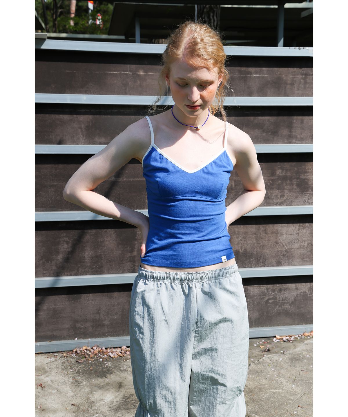 포에브(POEV) Velvet Strap Sleeveless Top - Blue