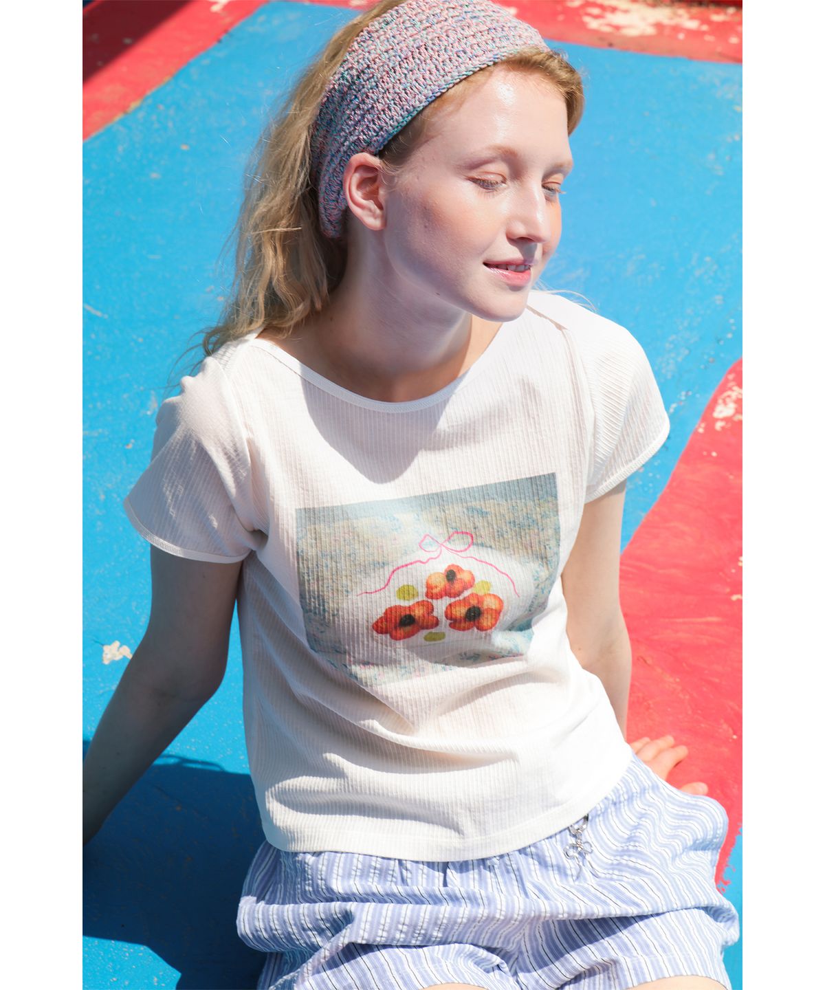 포에브(POEV) Berry Flower T-shirt - White