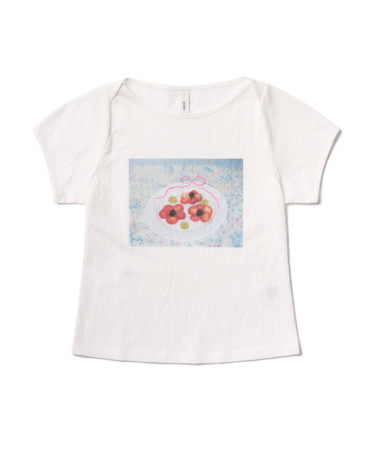 포에브(POEV) Berry Flower T-shirt - White
