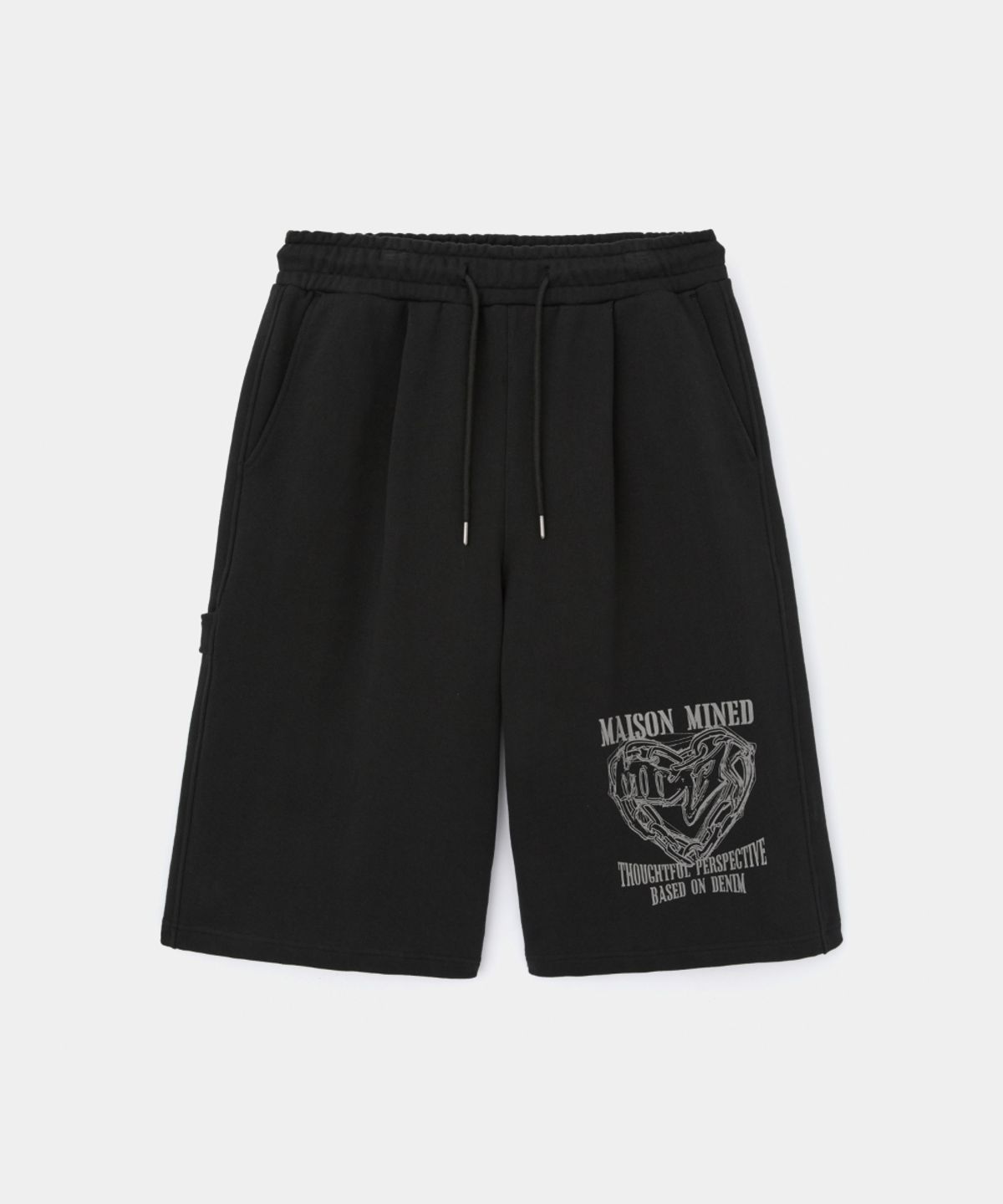 메종미네드(MAISON MINED) DOODLE HEART BERMUDA PANTS BLACK