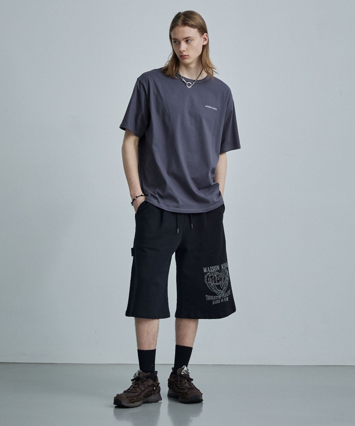 메종미네드(MAISON MINED) DOODLE HEART BERMUDA PANTS BLACK