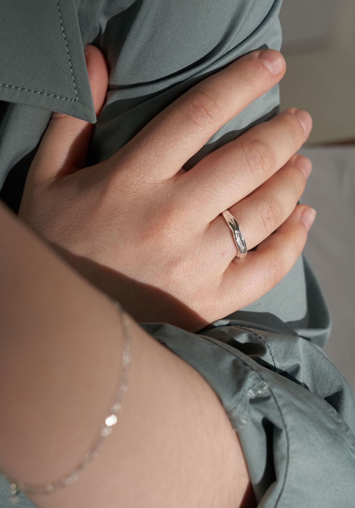 오버그레이(OVERGREY) Waves Ring