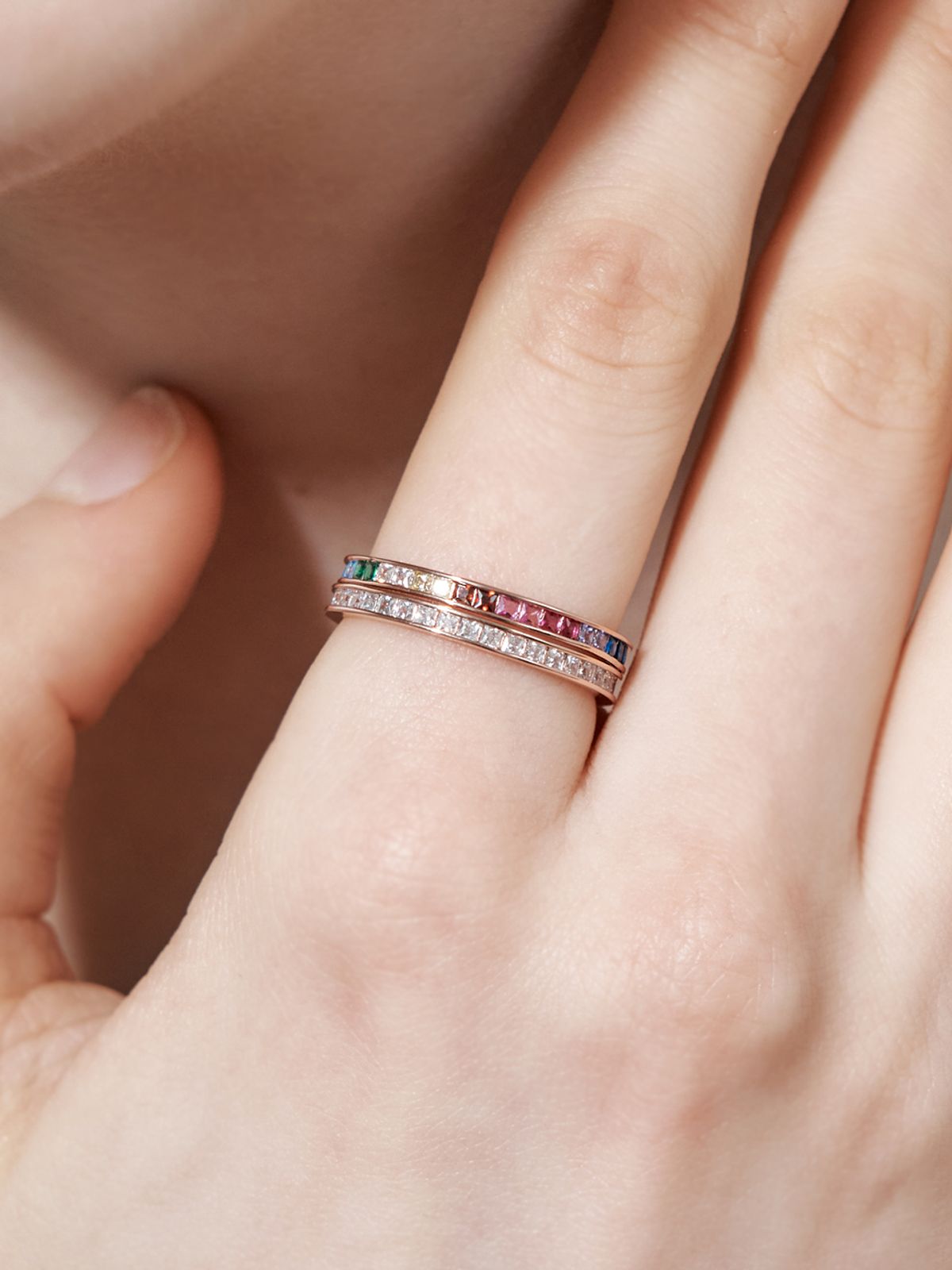 가이거주얼리(GEIGERJEWELRY) 레인보우 스톤 레이어드 링 2종 세트 GIBRWR002