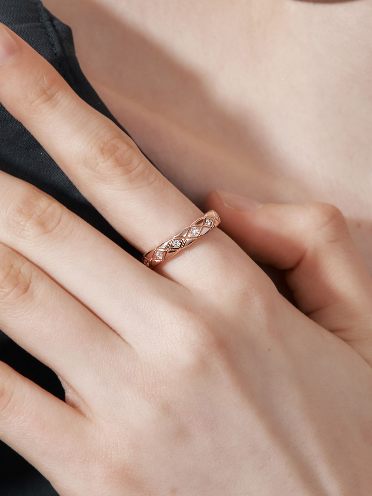 가이거주얼리(GEIGERJEWELRY) 퀼팅 스톤 포인트 반지 GIBRWR001
