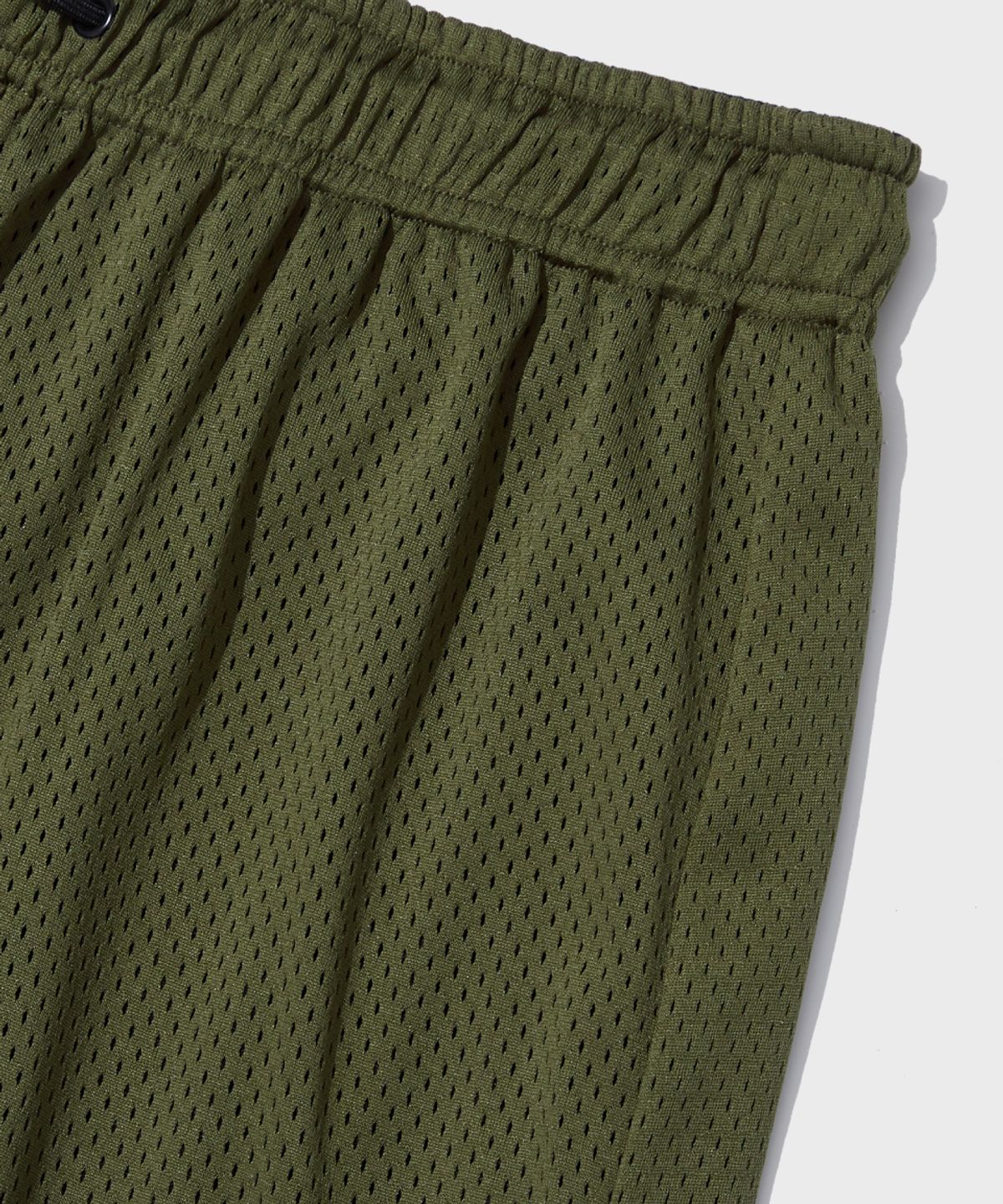 아웃스탠딩(OUTSTANDING) REVERSIBLE MESH SHORTS_BLACK/OLIVE