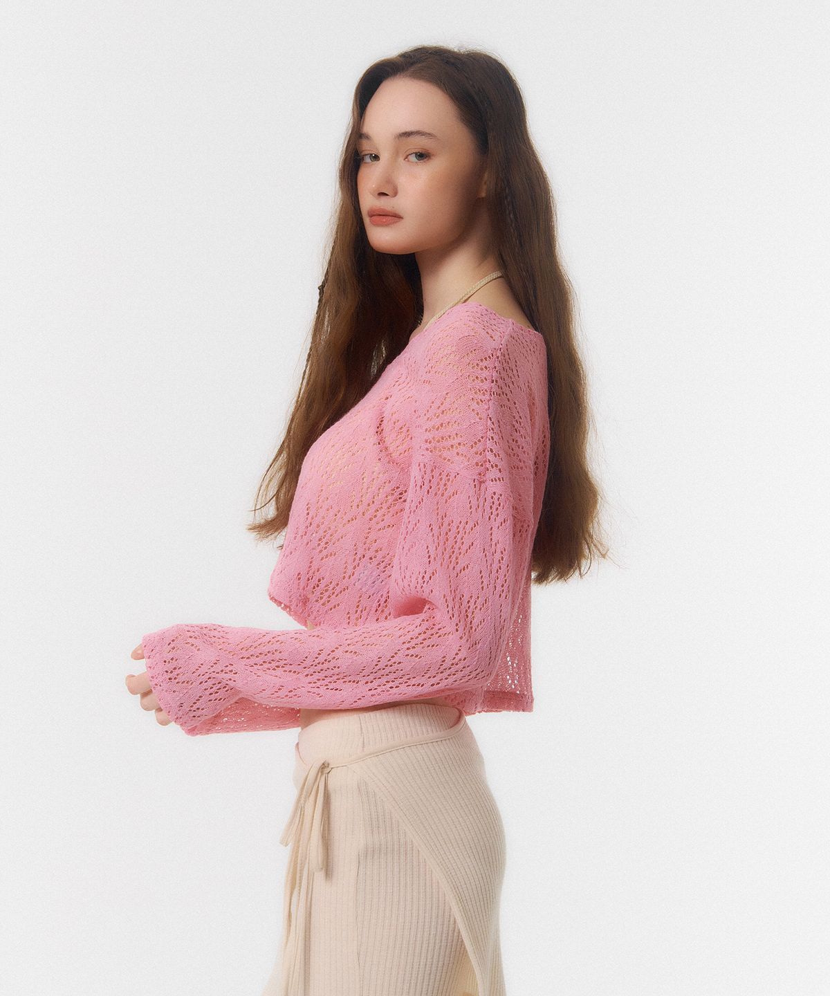 꾸아페(QUAFE) CROP COVER-UP KNIT TOP_neon pink