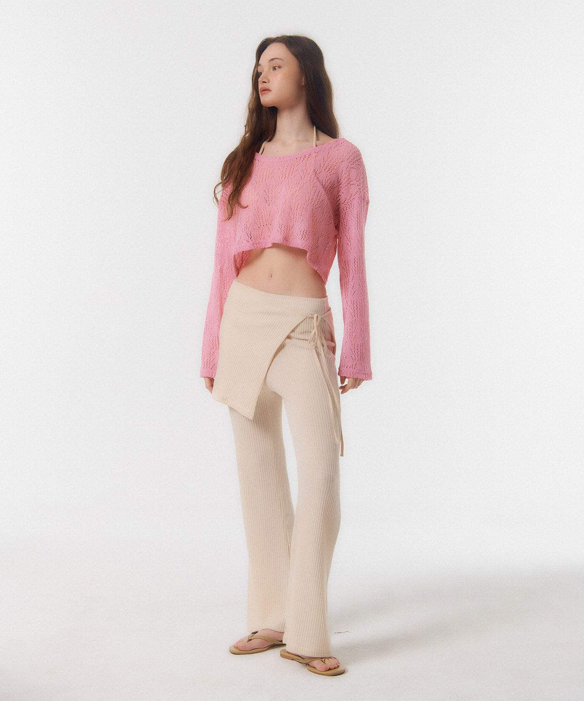 꾸아페(QUAFE) CROP COVER-UP KNIT TOP_neon pink