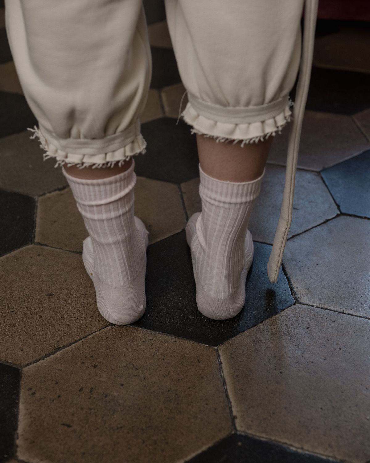 베이스레인지(BASERANGE) RIB OVERANKLE SOCKS (COTTON)