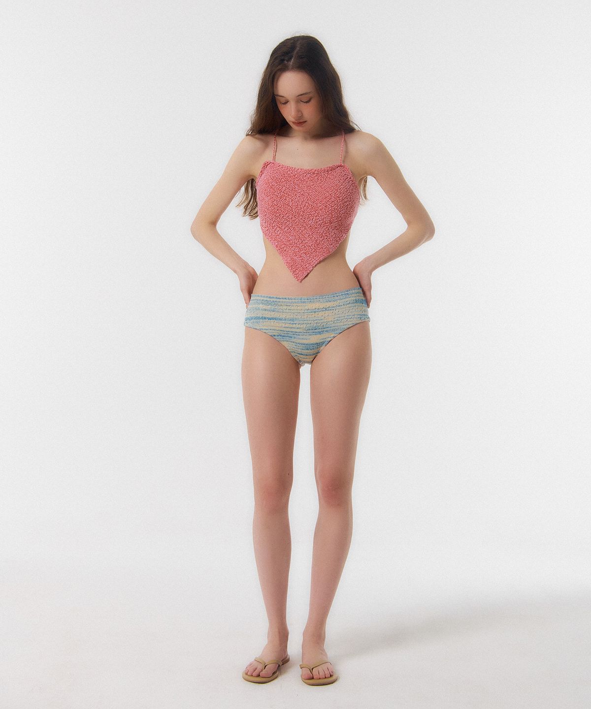 꾸아페(QUAFE) STRAP KNIT TOP (BIKINI)_pongpong red