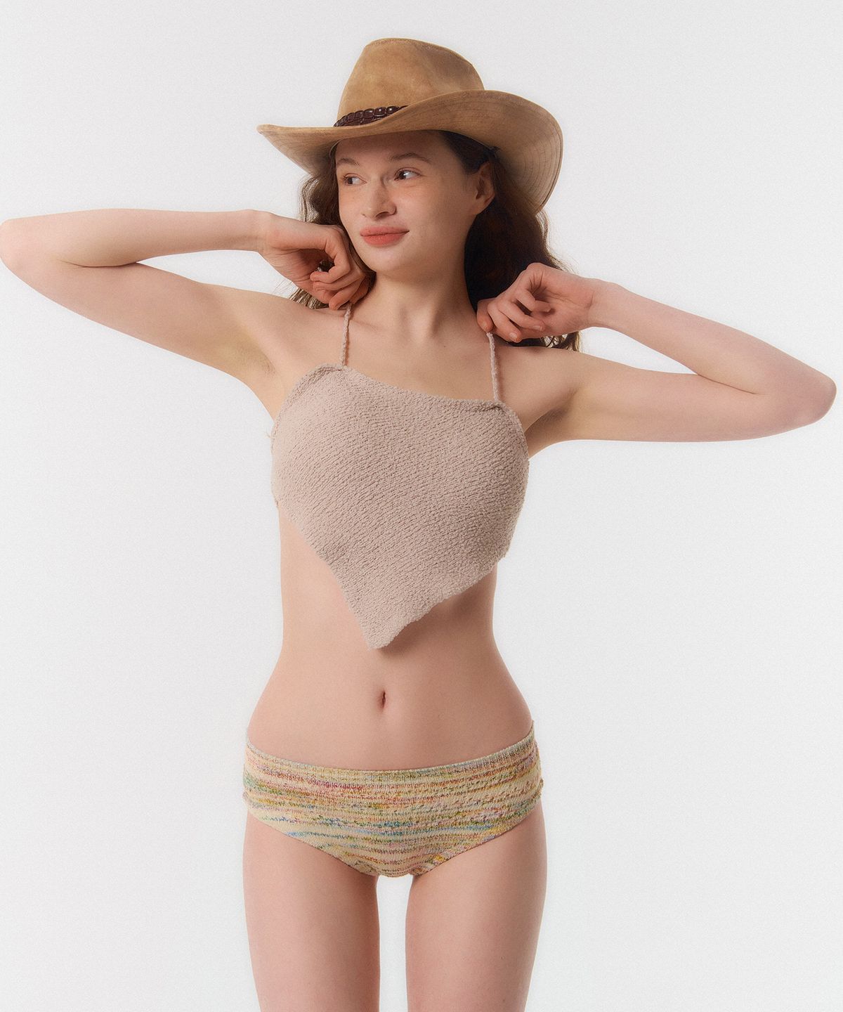 꾸아페(QUAFE) STRAP KNIT TOP (BIKINI)_pongpong beige