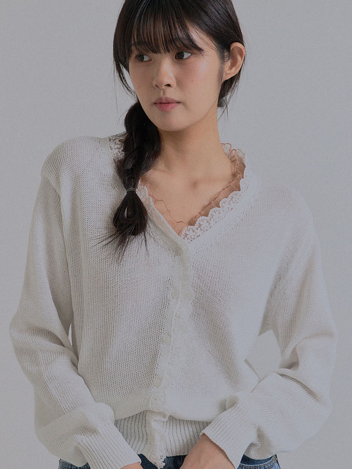 쏘리, 투 머치 러브(SORRY, TOO MUCH LOVE) Lullaby Lace Knit Cardigan_White