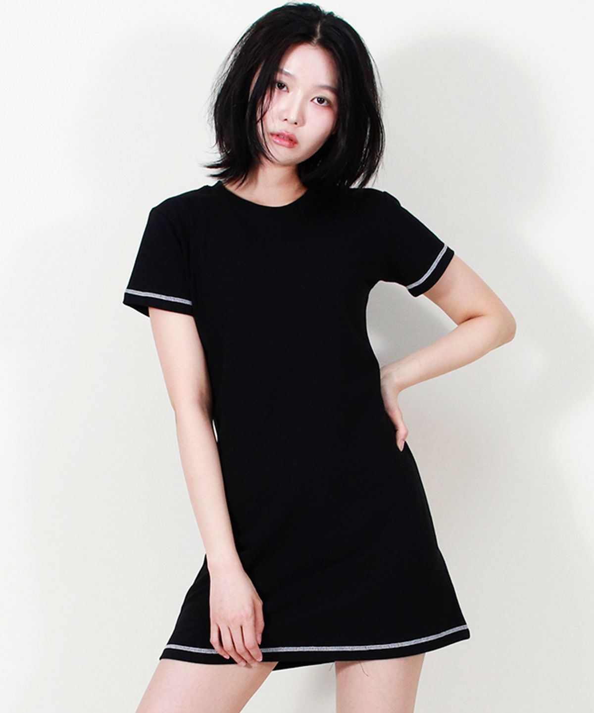 드마크(DEMARC) GIRLY CHIC STITCH MINI DRESS BLACK