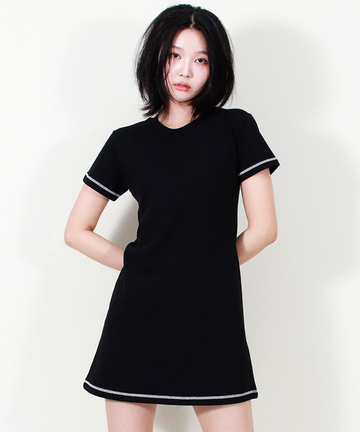 드마크(DEMARC) GIRLY CHIC STITCH MINI DRESS BLACK