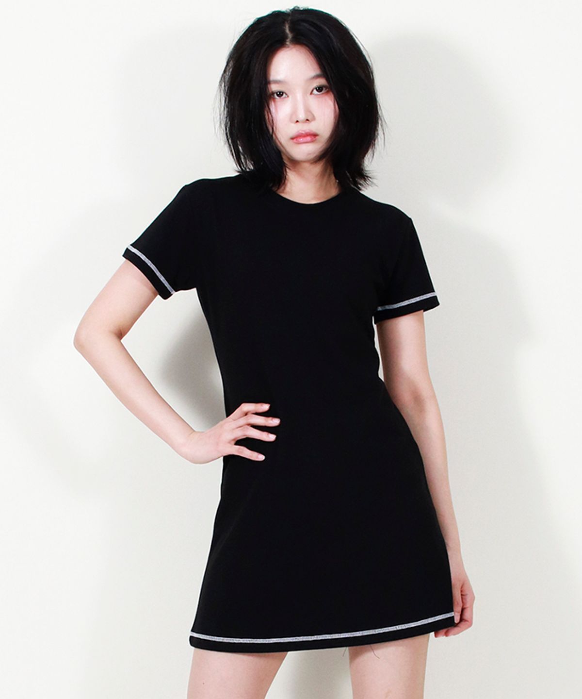 드마크(DEMARC) GIRLY CHIC STITCH MINI DRESS BLACK