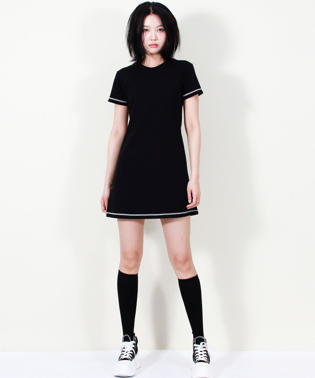 드마크(DEMARC) GIRLY CHIC STITCH MINI DRESS BLACK