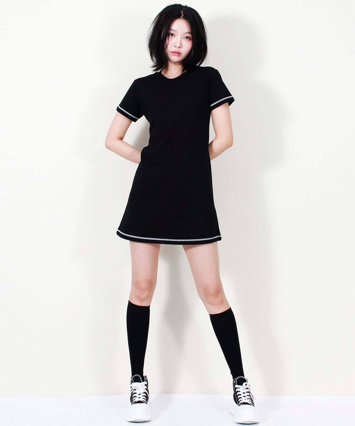 드마크(DEMARC) GIRLY CHIC STITCH MINI DRESS BLACK