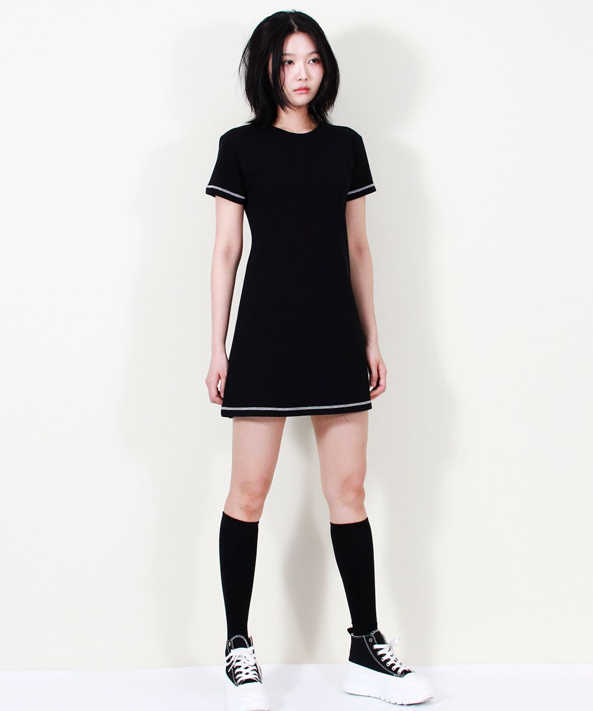 드마크(DEMARC) GIRLY CHIC STITCH MINI DRESS BLACK