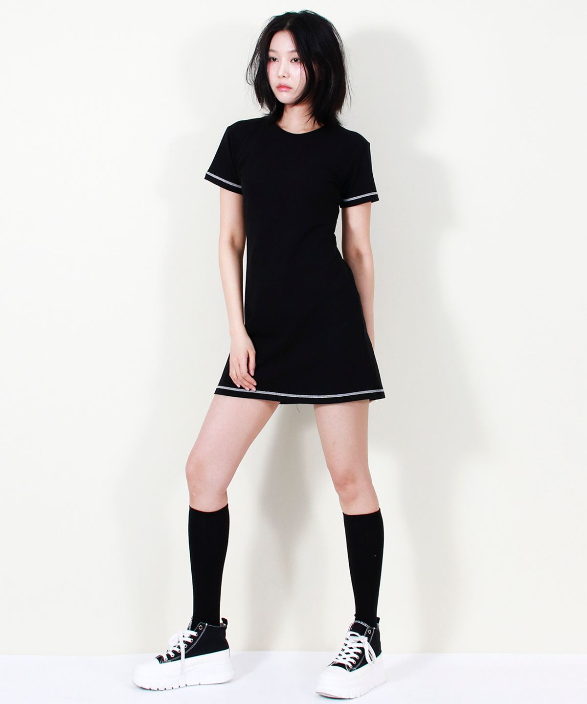드마크(DEMARC) GIRLY CHIC STITCH MINI DRESS BLACK