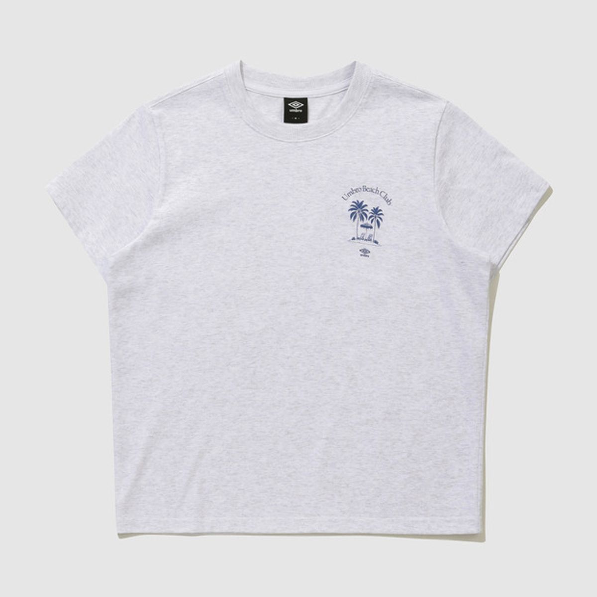 엄브로(UMBRO) 비치클럽 라인 드로잉 그래픽 반팔 티셔츠 라이트그레이(UQ223CRS53)