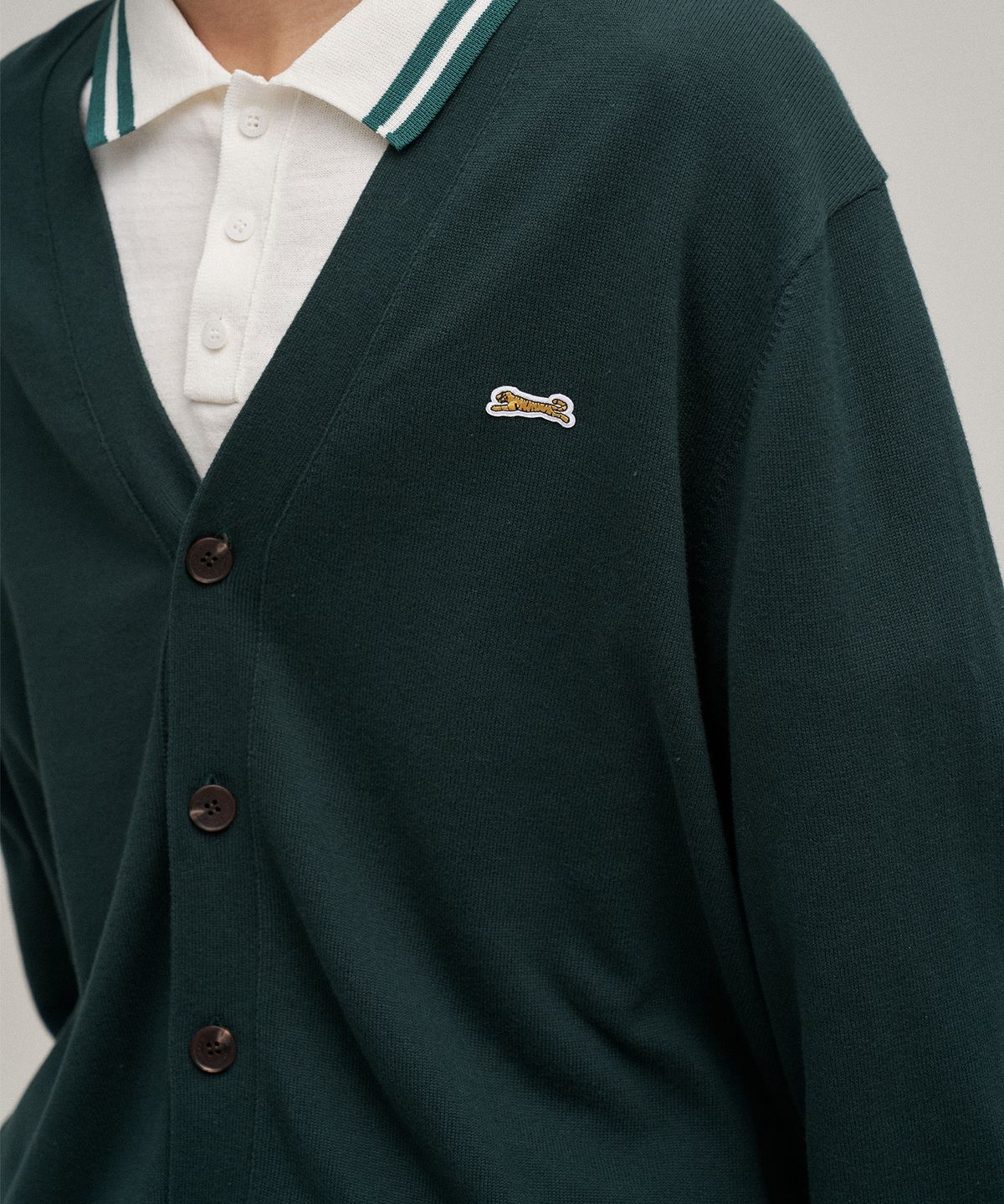 르티그레(LE TIGRE) Classic V-neck cardigan (Forest)