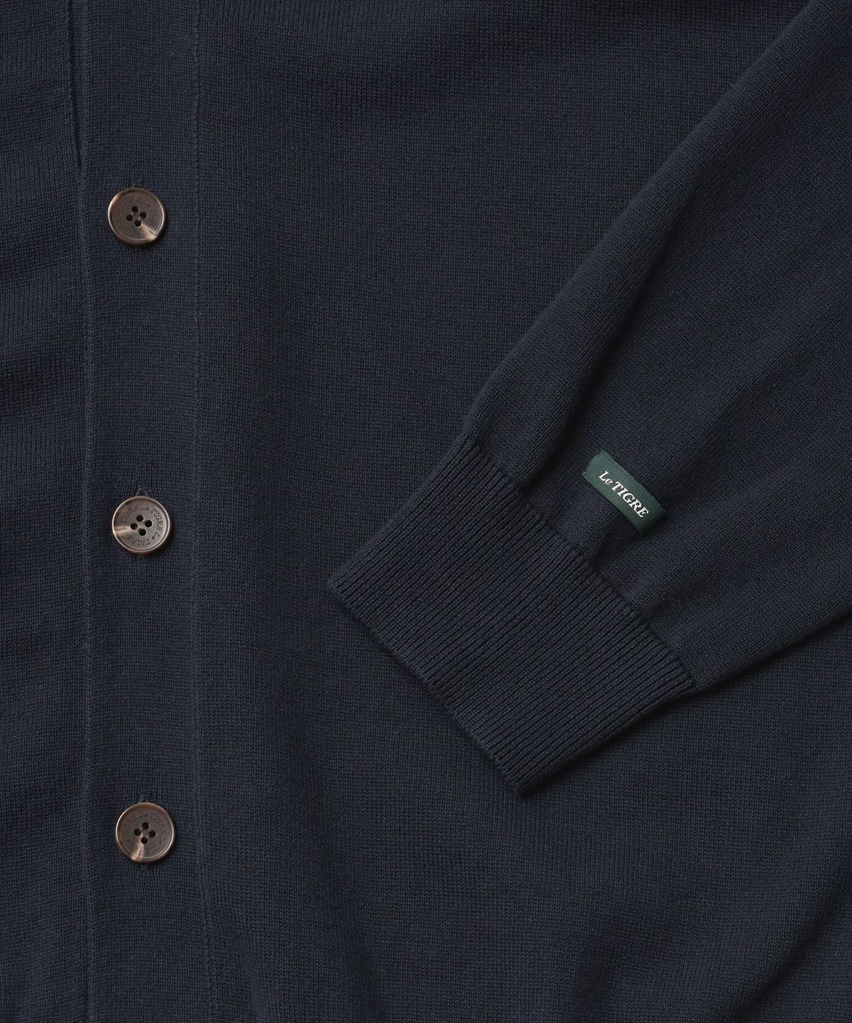르티그레(LE TIGRE) Classic V-neck cardigan (Navy)