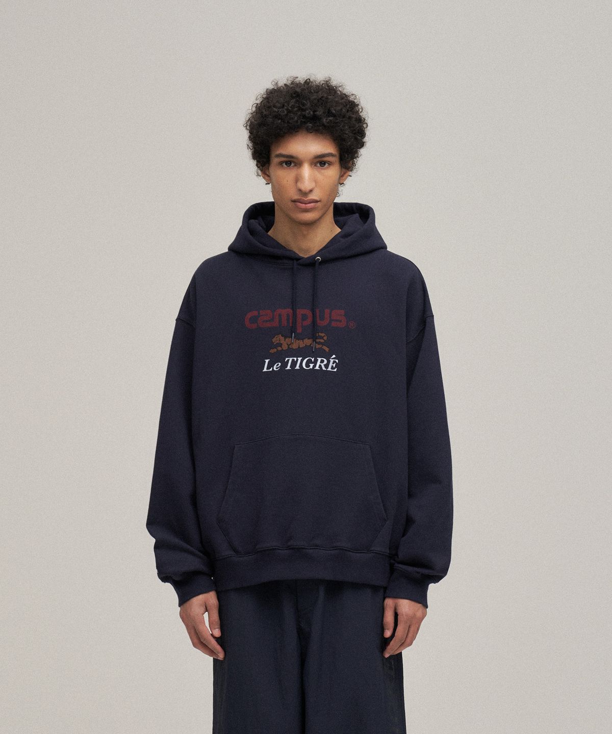 르티그레(LE TIGRE) Campus Hoodie Pullover (Navy)