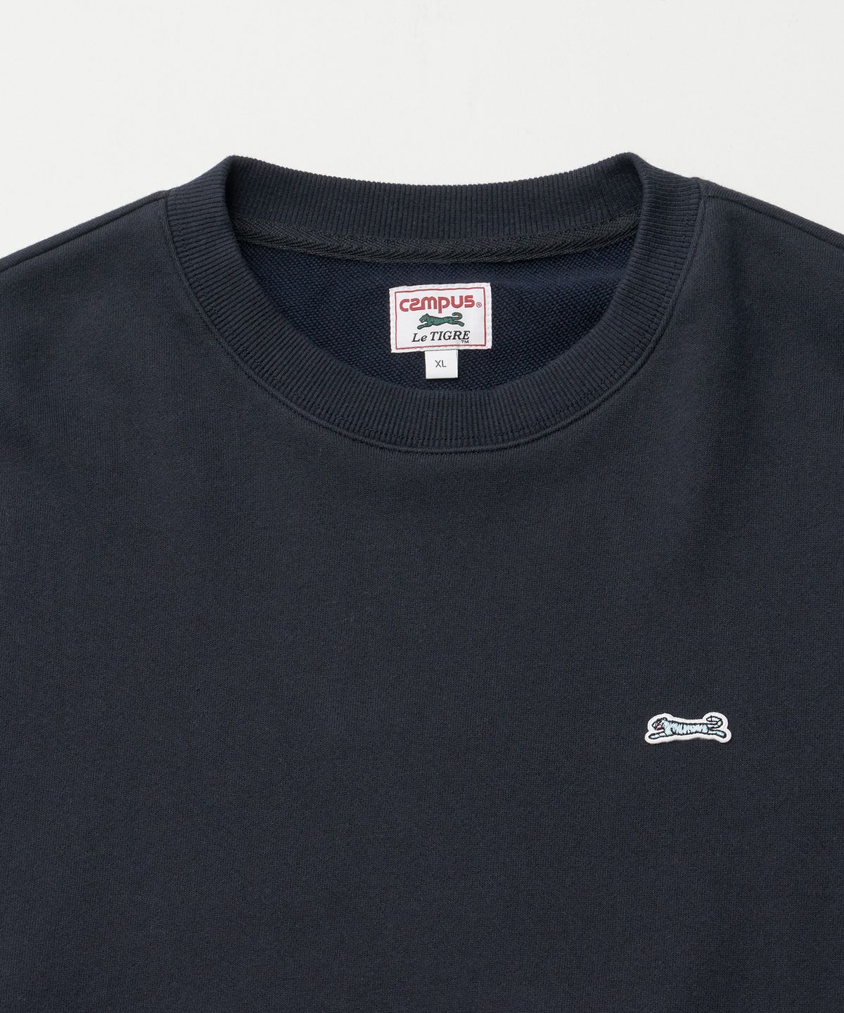 르티그레(LE TIGRE) Classic Applique sweatshirt (Navy)