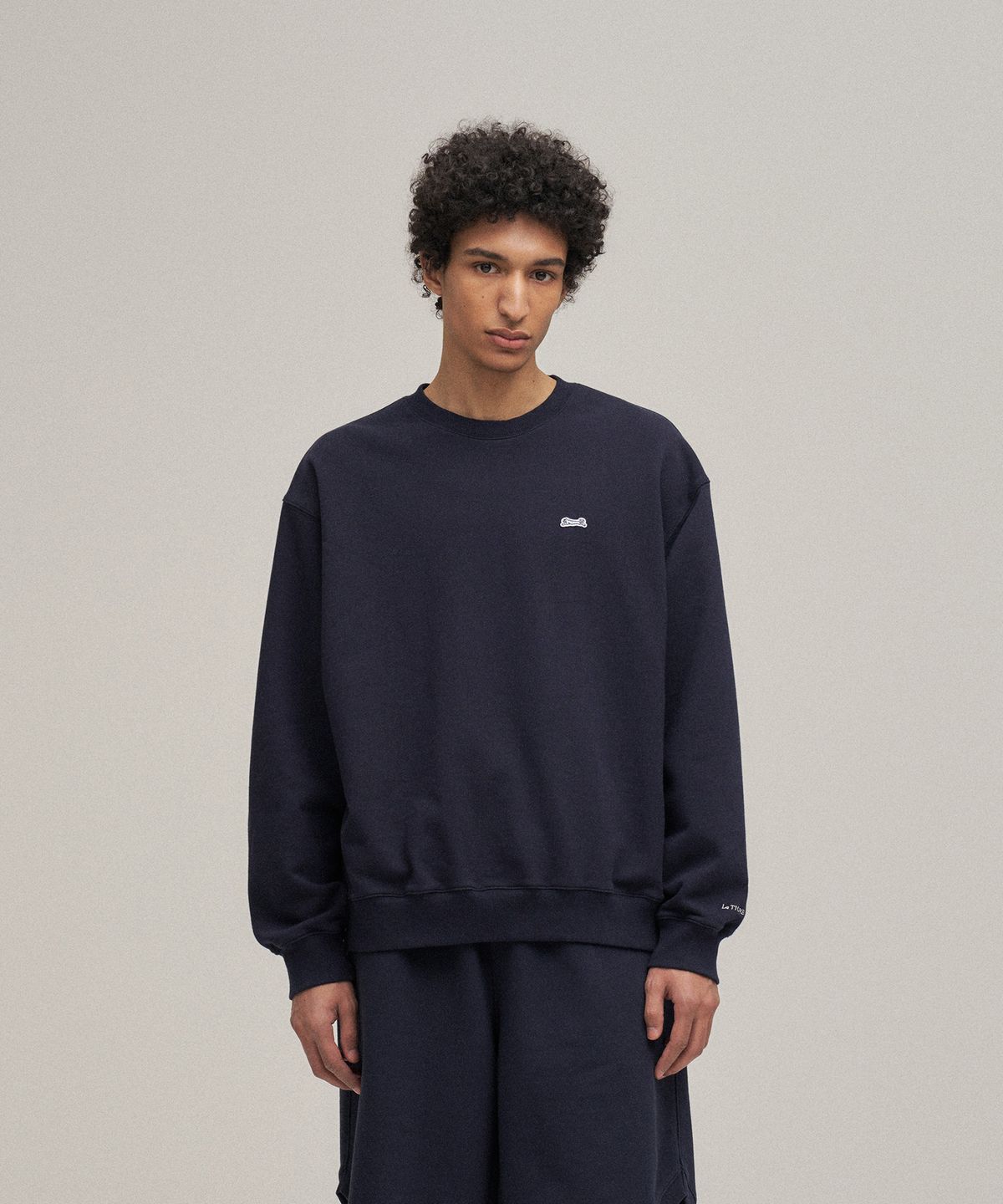 르티그레(LE TIGRE) Classic Applique sweatshirt (Navy)