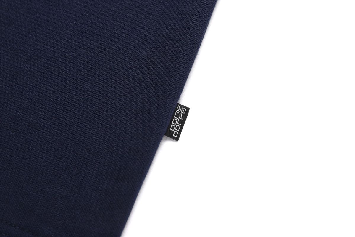 바쥬비쥬(BAJOO BIJOO) LOGO PRINT LONG SLEEVE [NAVY]