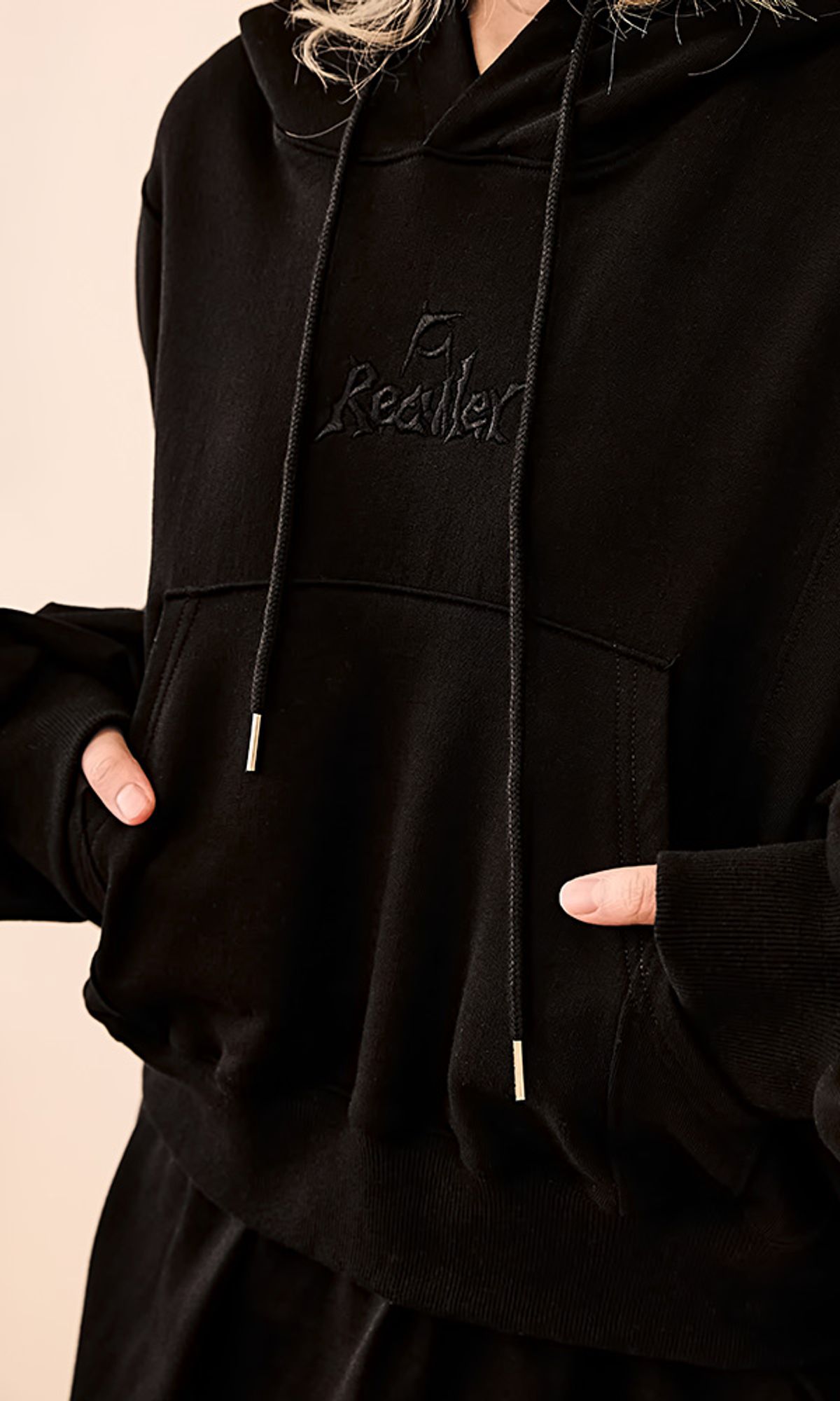 레큘리(RECULER) Layered Hoodie Black
