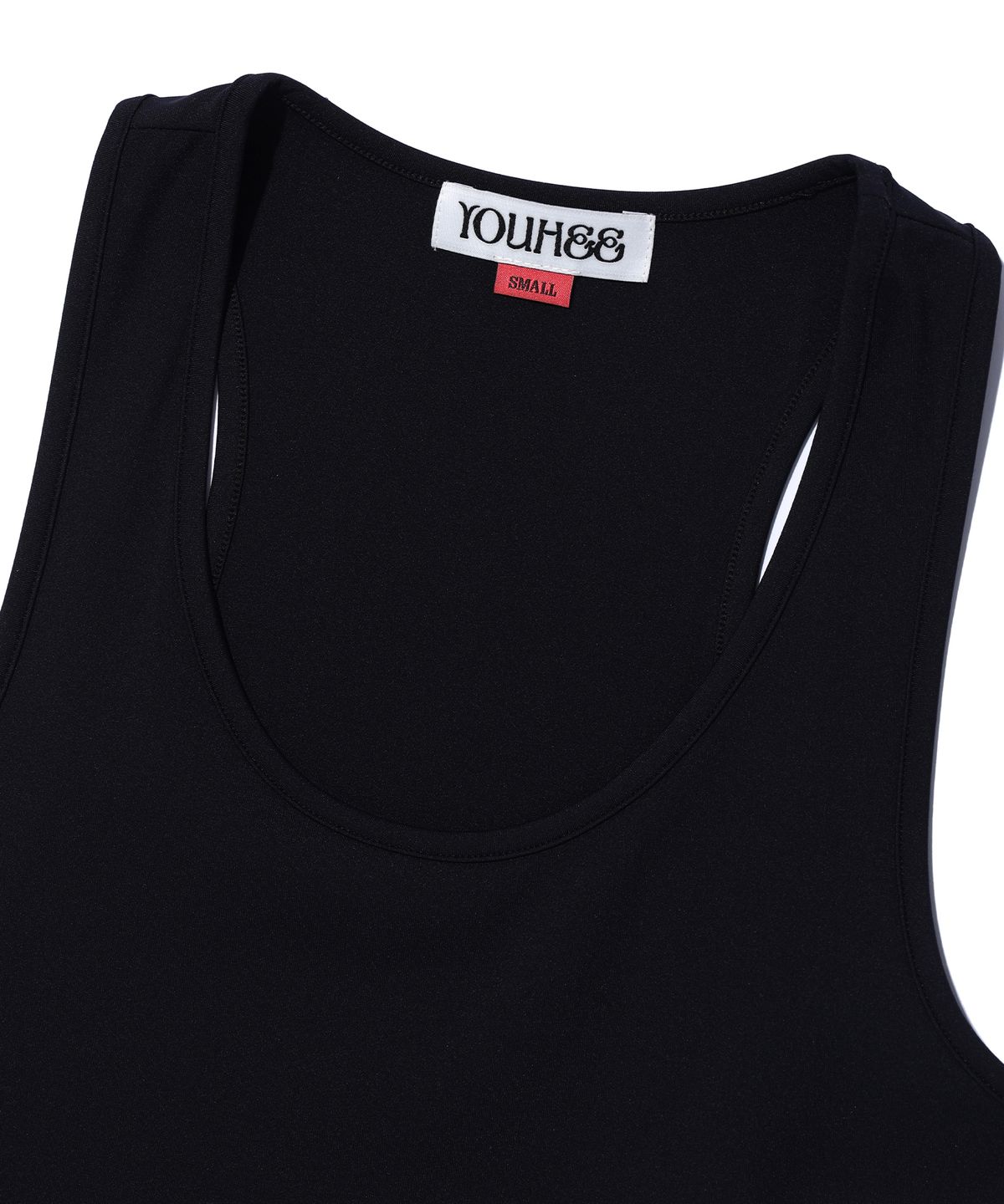 유희(YOUHEE) BASIC U NECK SLEVELESS BLACK