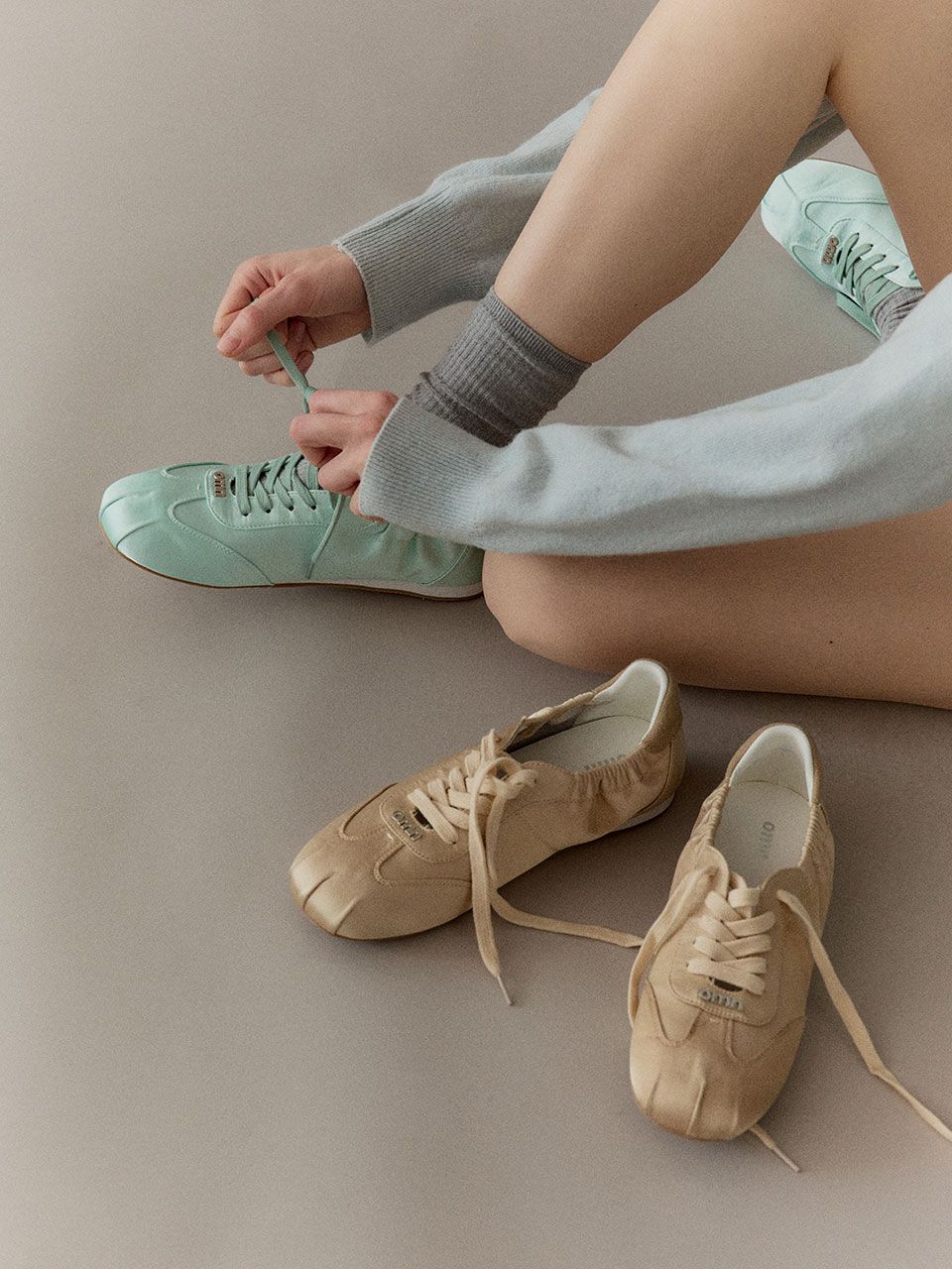 MUSINSA | OMNIPOTENT omn Satin sneakers _Beige