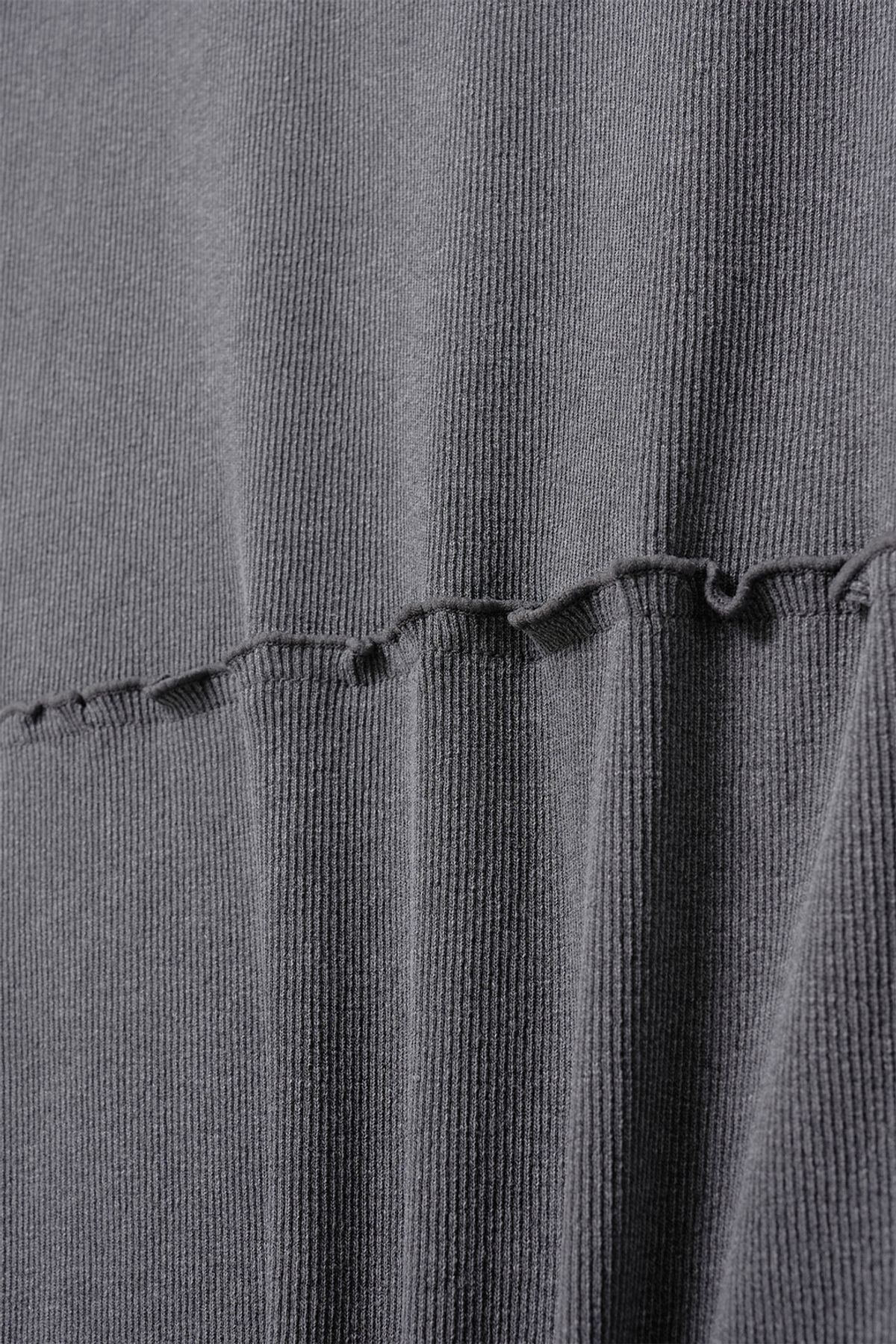 커렌트(CURRENT) JERSEY LIP TOP [CHARCOAL]