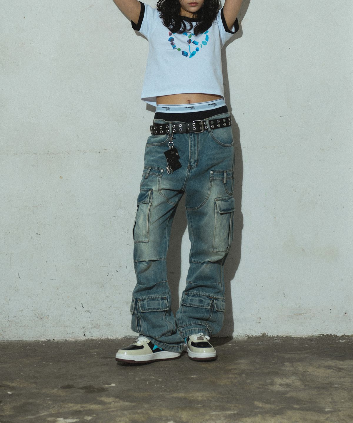 도미넌트(DOMINANT) Semi Flare Washed Denim Pants (Blue)