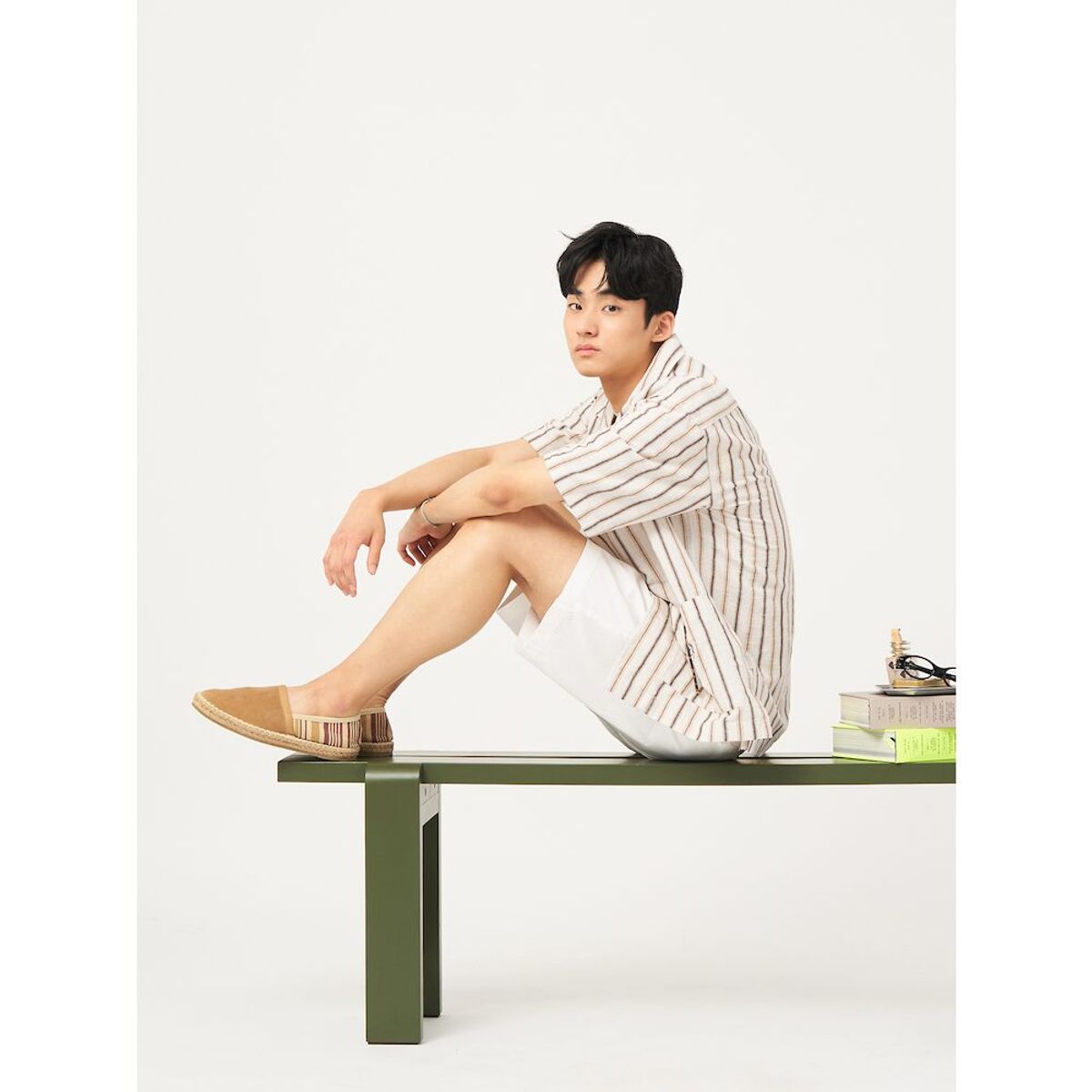빈폴 멘(BEANPOLE MEN) 리넨 혼방 스트라이프 오픈칼라 반소매 셔츠  아이보리