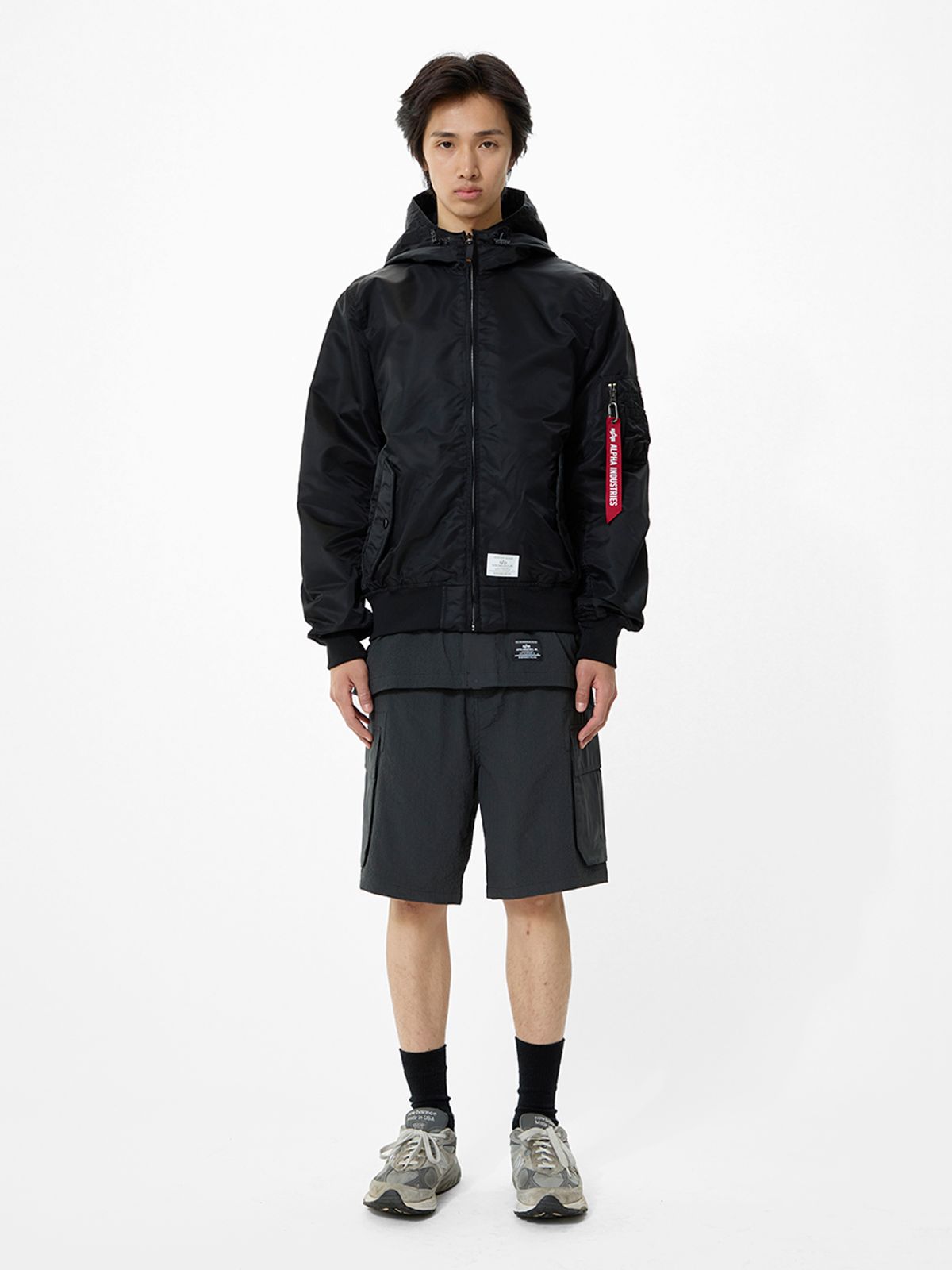 알파 인더스트리(ALPHA INDUSTRIES) 시어커서 쇼츠 차콜