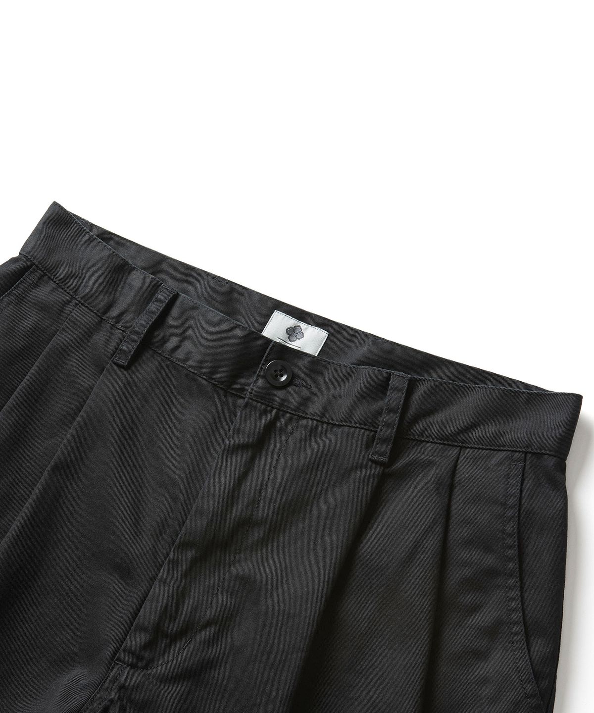 에스파이(ESFAI) 2 TUCK CHINO SHORTS (V.BLACK)