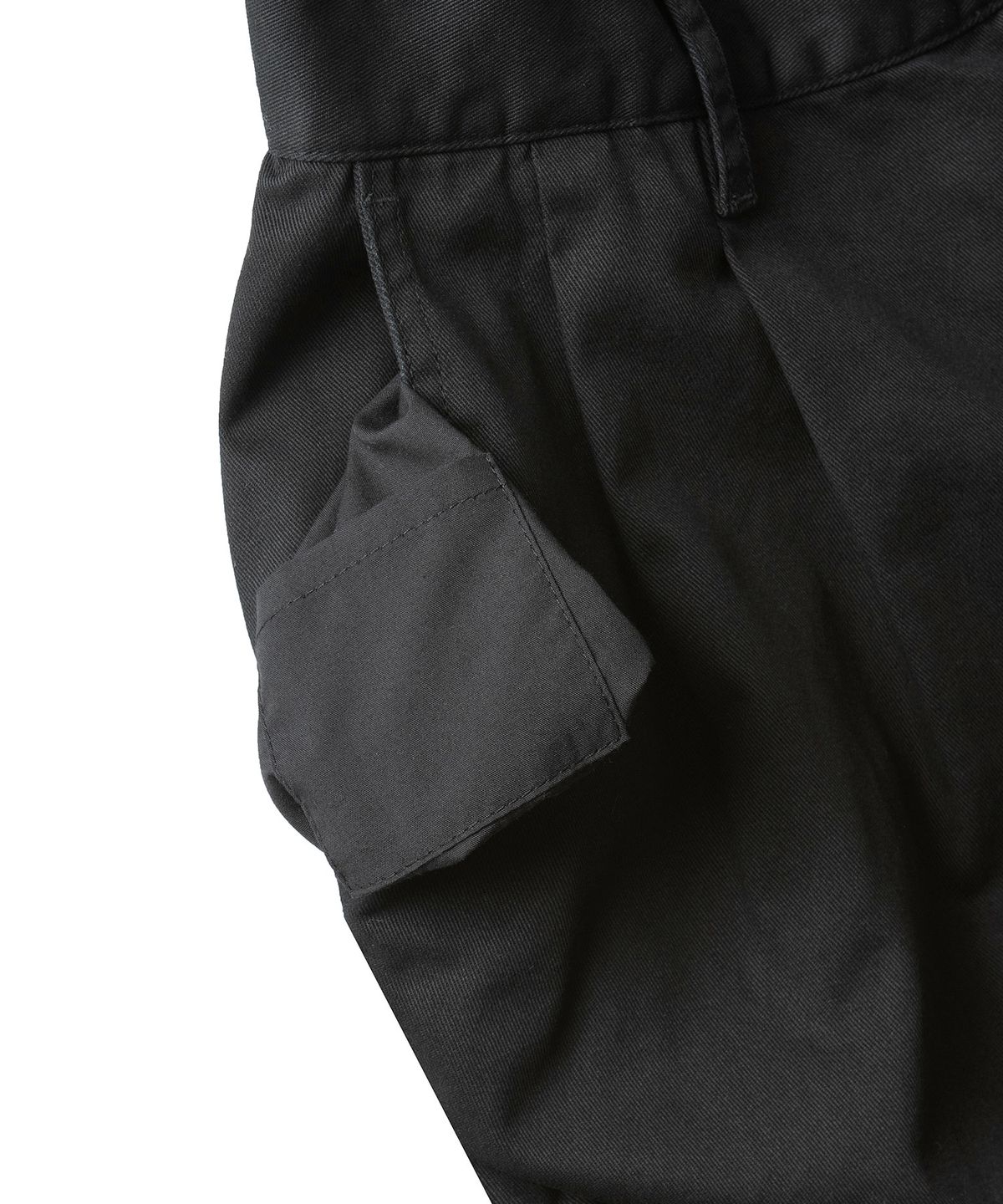 에스파이(ESFAI) 2 TUCK CHINO SHORTS (V.BLACK)
