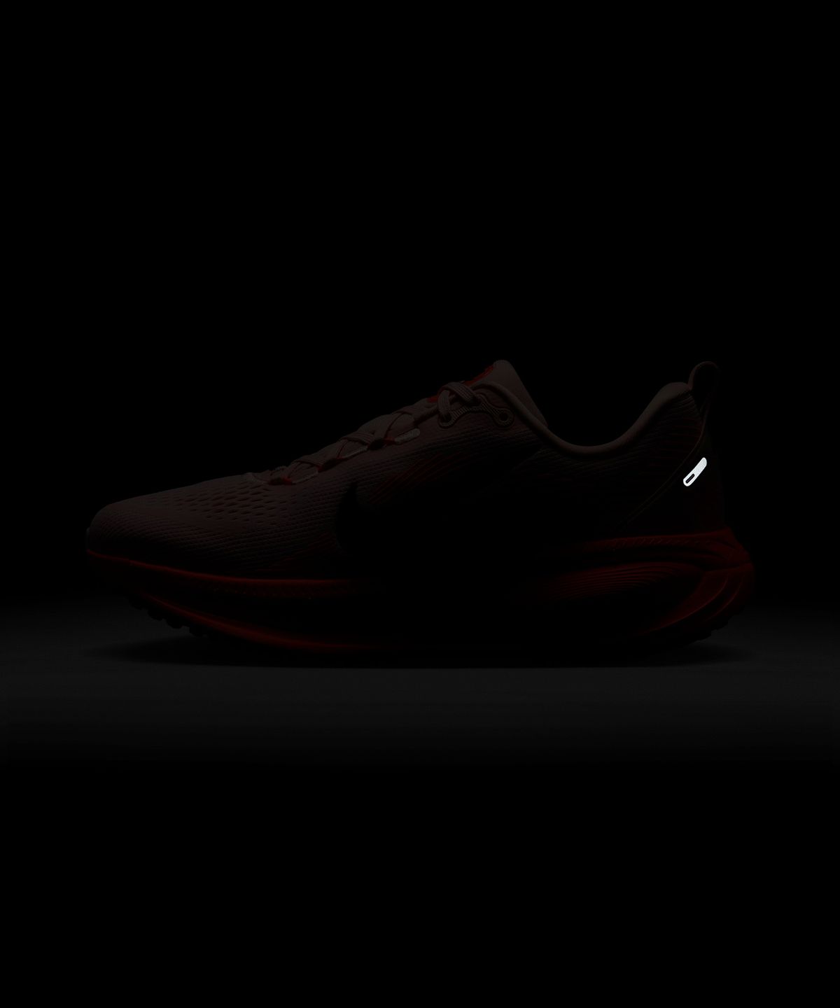 나이키(NIKE) 보메로 18 W - 앳머스피어:브라이트 크림슨:크림슨 블리스:블랙 / HM6804-600