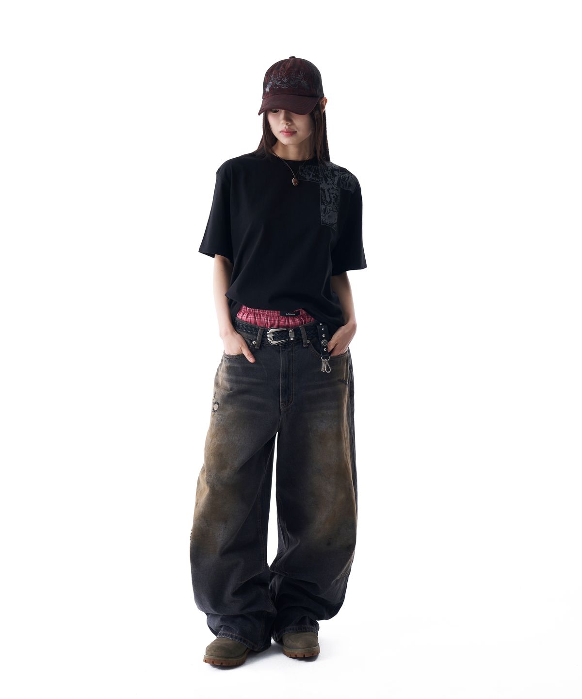 아캄(AAKAM) CROS2 Printed Half Top (Black)