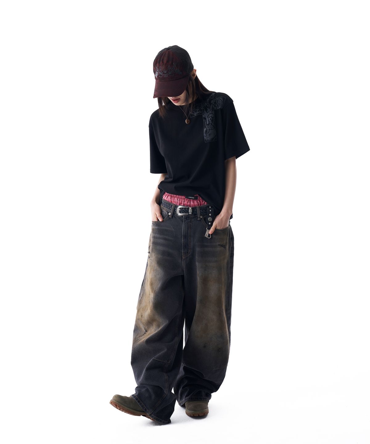 아캄(AAKAM) CROS2 Printed Half Top (Black)