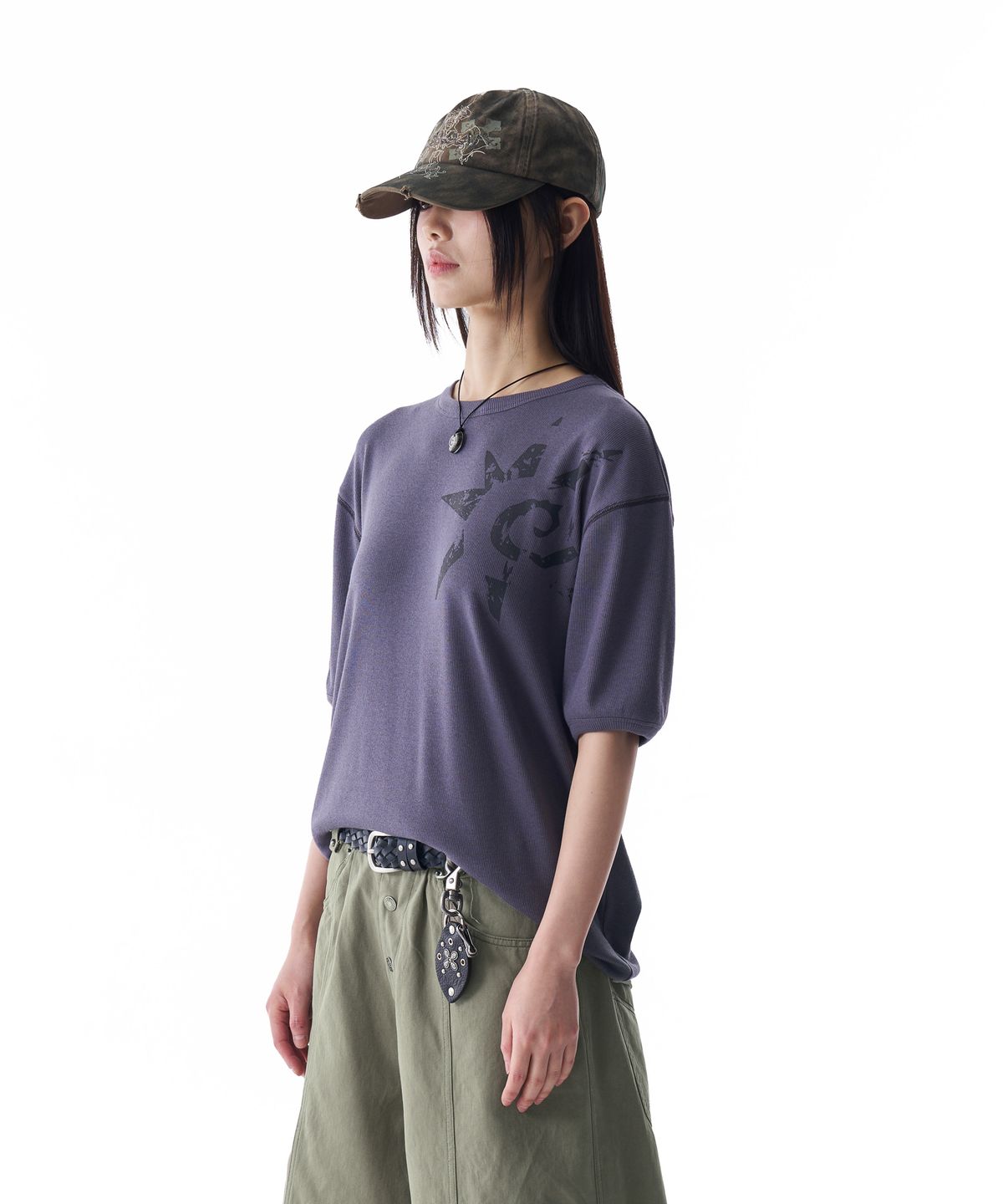 아캄(AAKAM) Ribbed Star Ringer Top (Dark Gray)