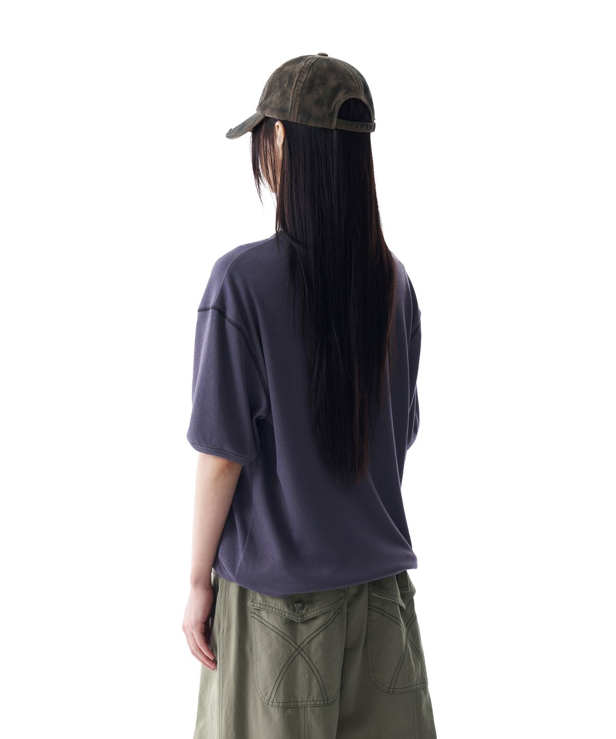 아캄(AAKAM) Ribbed Star Ringer Top (Dark Gray)