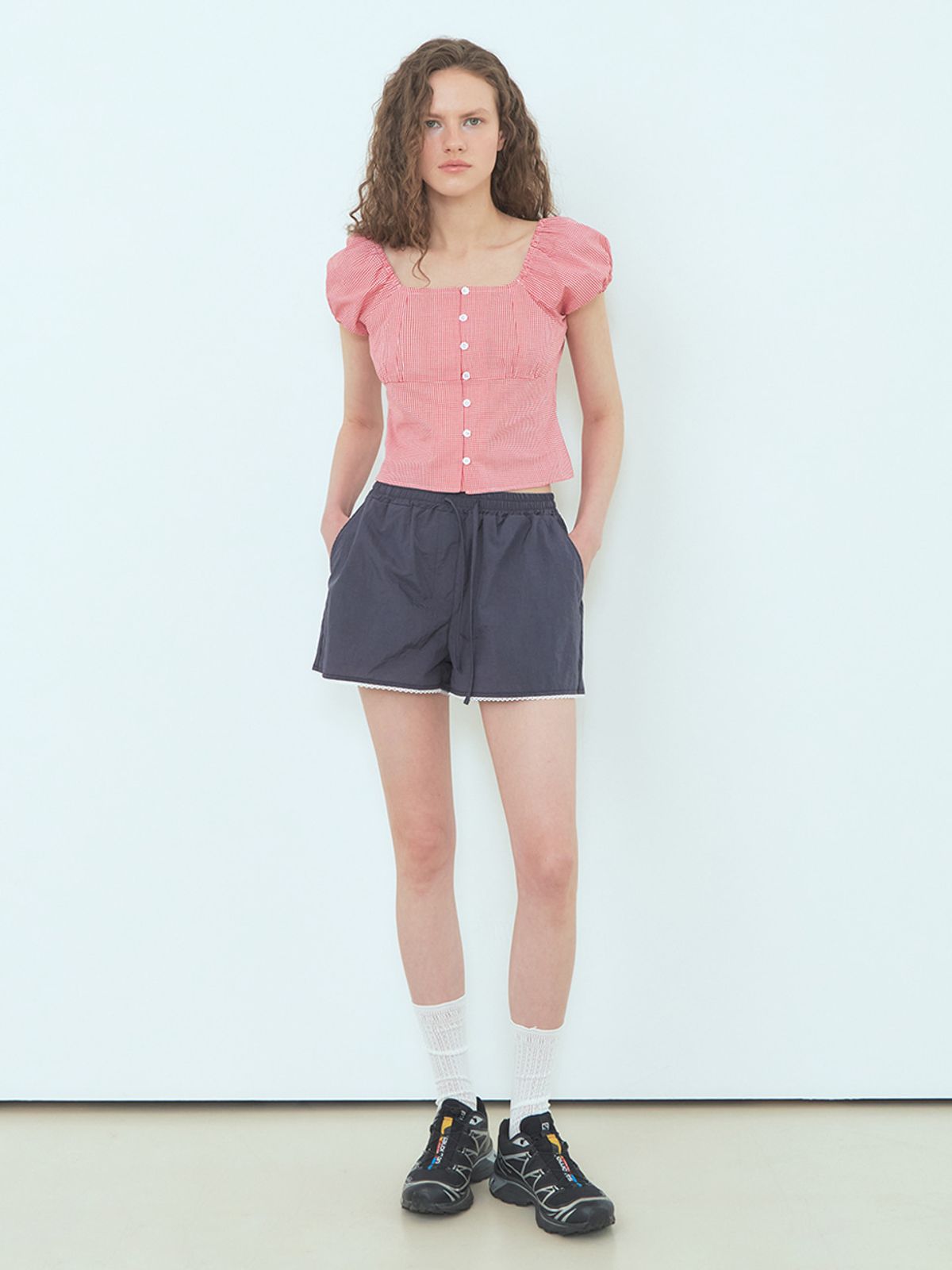 에트몽(ETMON) Nylon Lace Short Pants Dark Navy