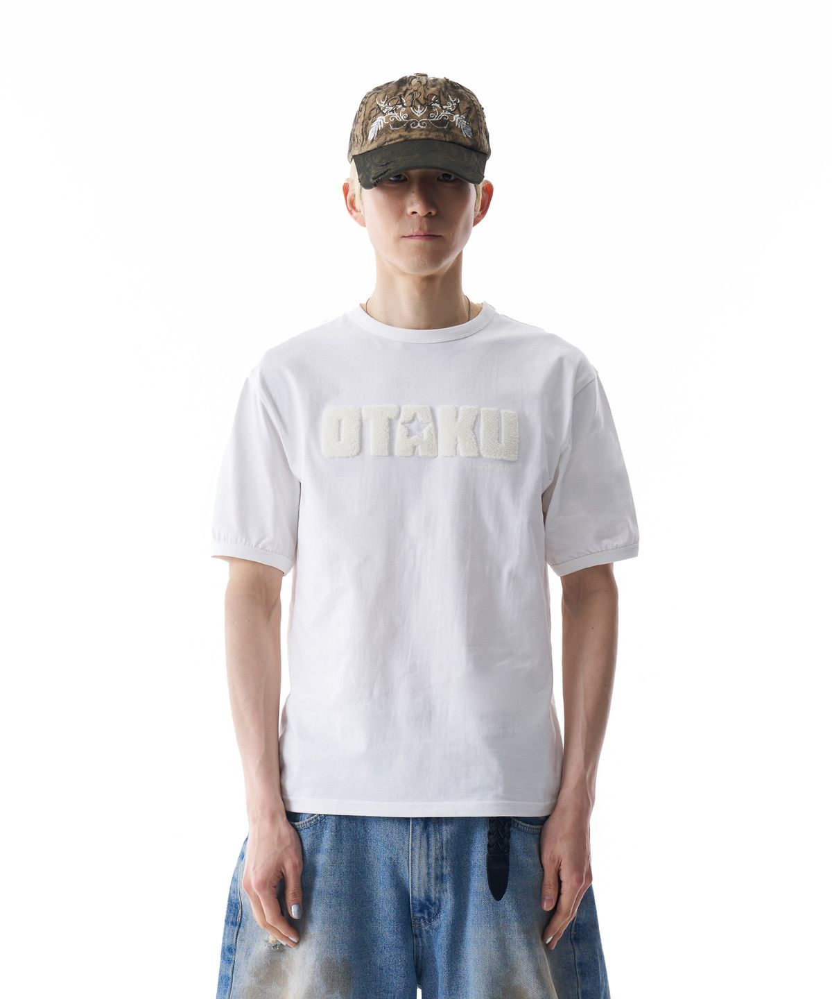아캄(AAKAM) OTAKU Boucle Ringer Top (White)
