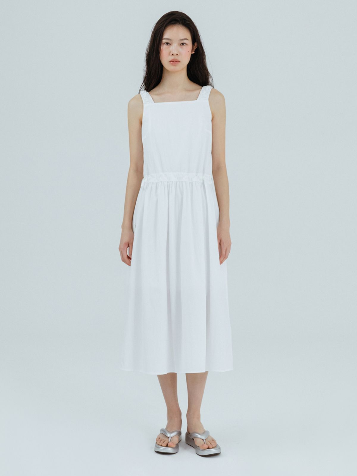 에트몽(ETMON) Apron Side Strap Dress White