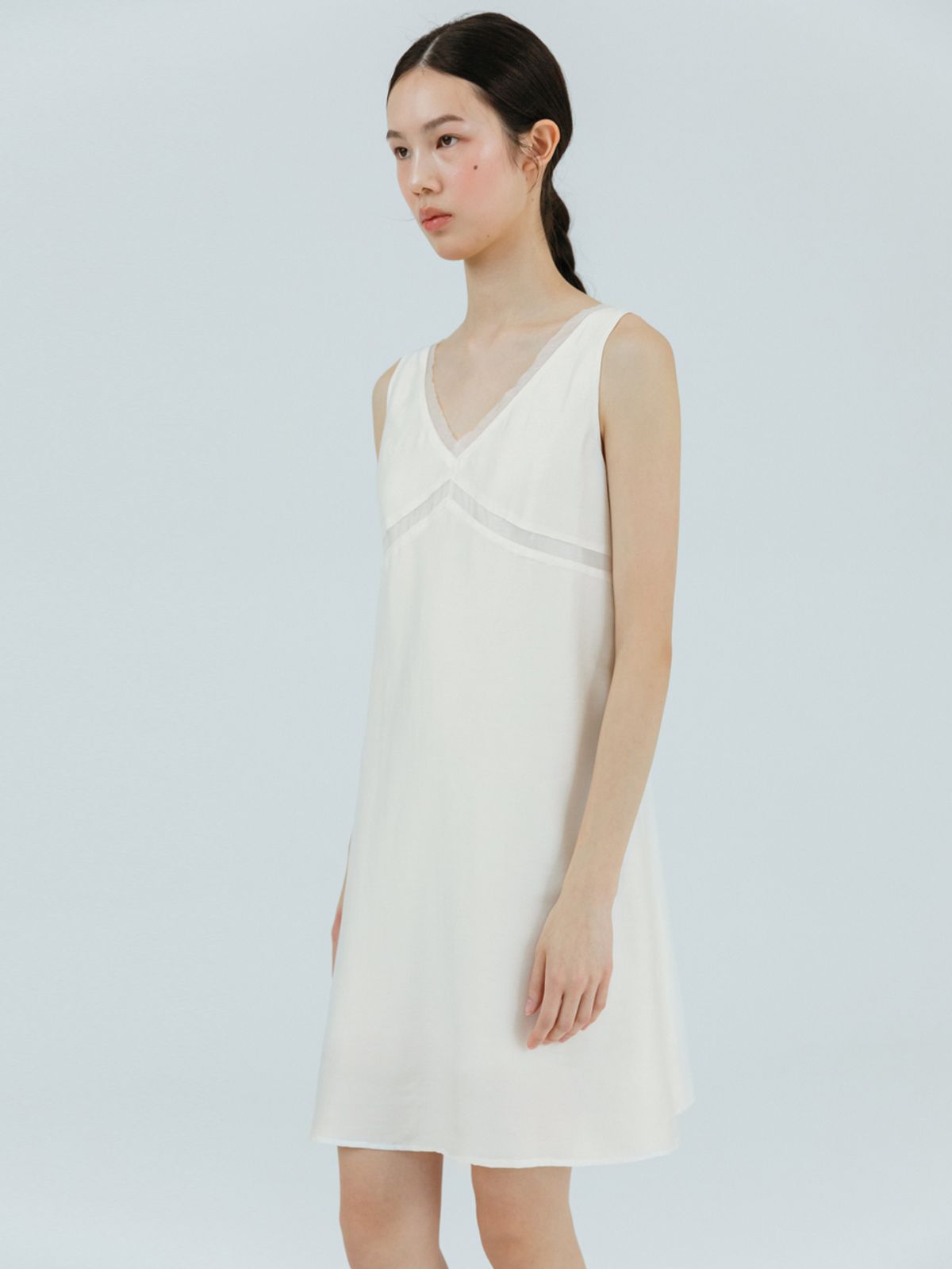 에트몽(ETMON) Silky Layered Sleeveless Dress Ivory
